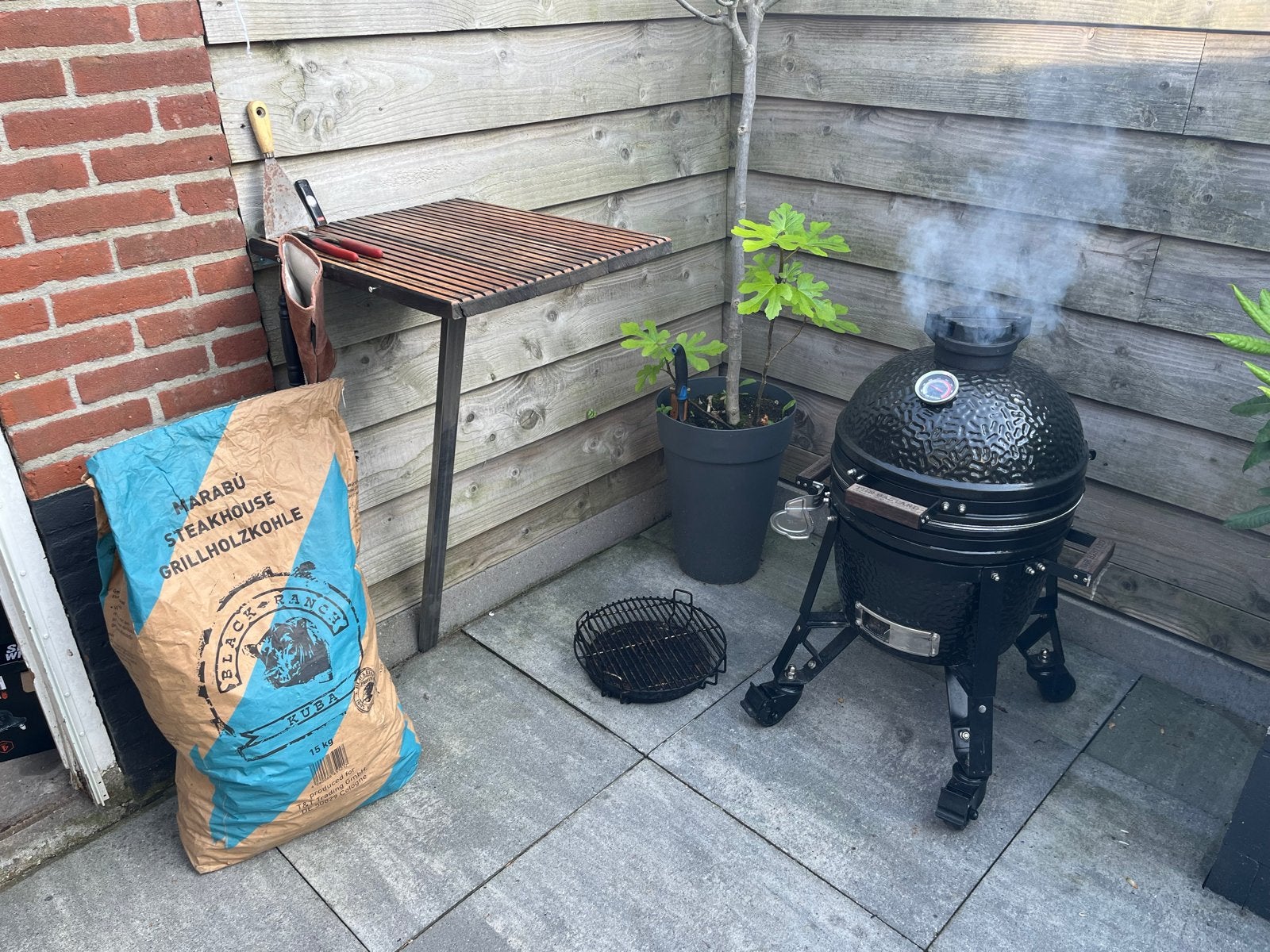 The Bastard Compact Kamado BBQ, Ophalen, Gebruikt