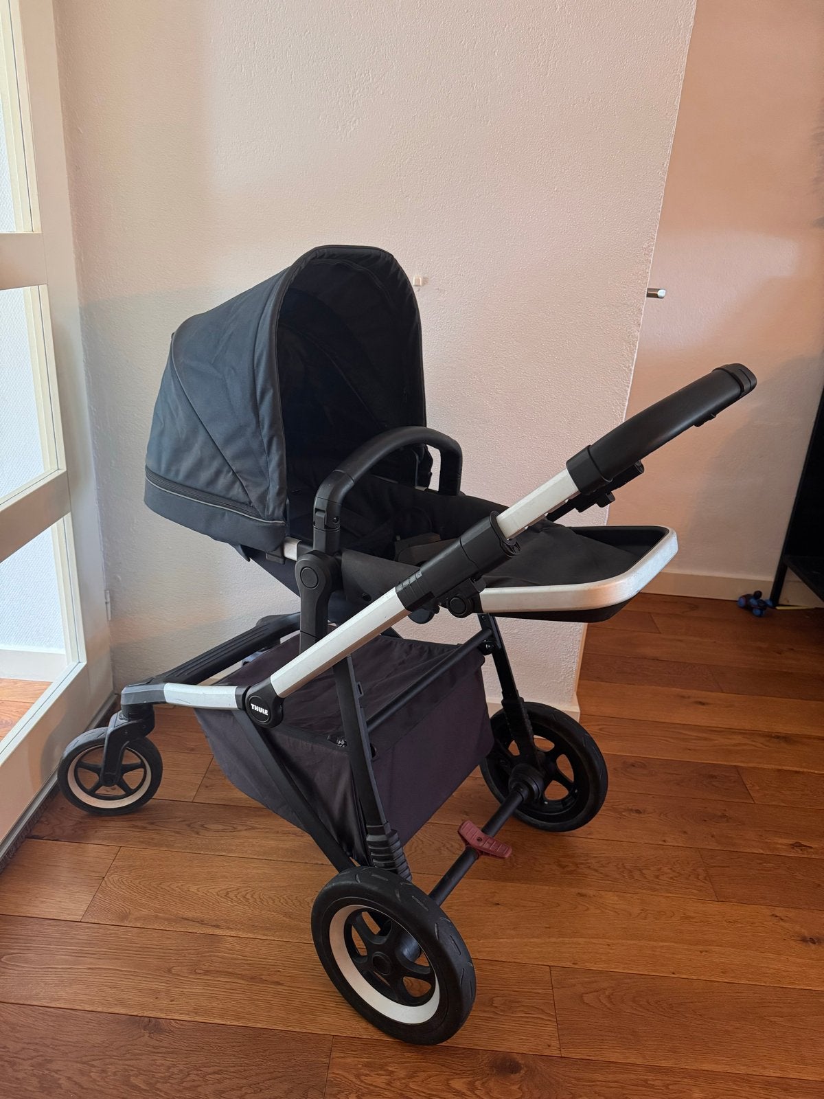 Thule Sleek Kinderwagen - Donkerblauw, Ophalen, Gebruikt, Kinderwagen, Overige merken