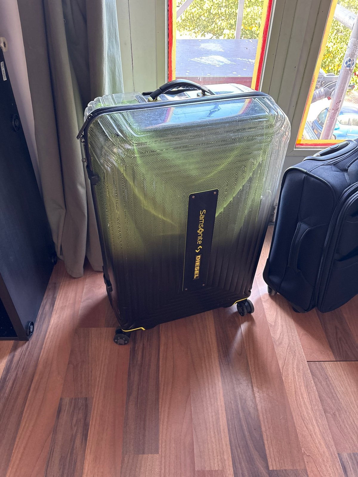 Samsonite x Diesel koffer met wieltjes - Gebruikt, Sieraden, Tassen en Uiterlijk, Gebruikt, Hard kunststof, 35 tot 45 cm, Uitschuifbare handgreep