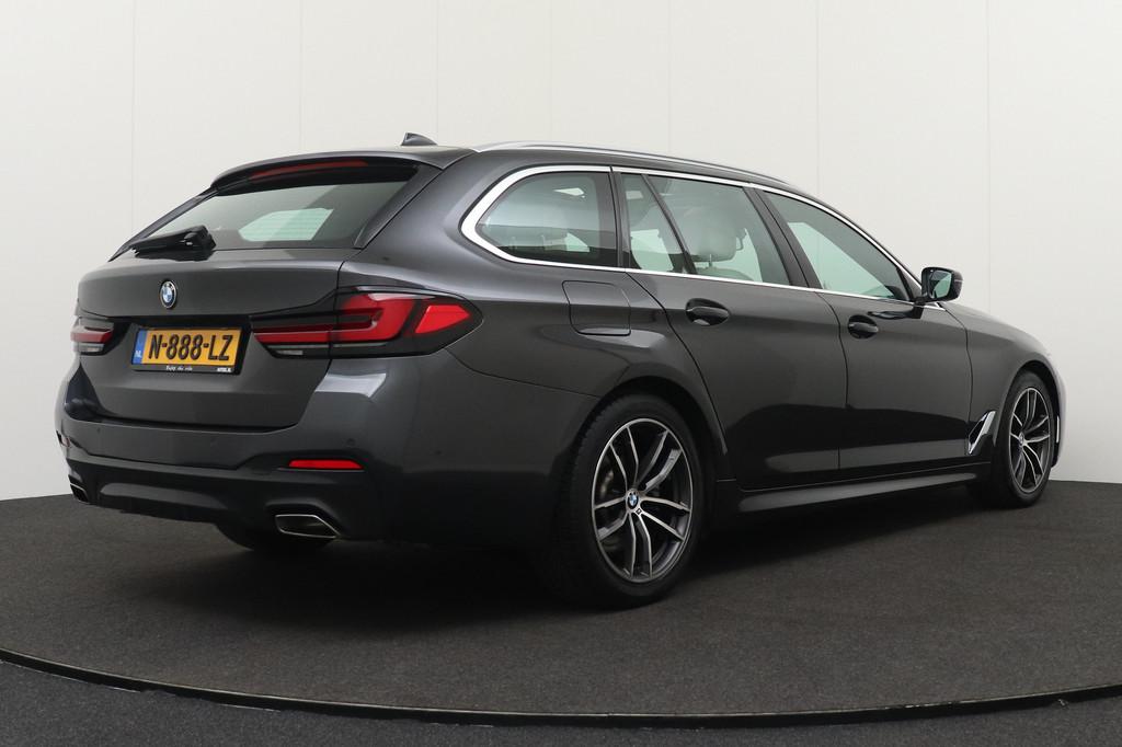 BMW 5 Serie Touring 530i 252 PK M-Sport Pano-Dak Laser-Light, Automaat, 1998 cc, Achterwielaandrijving, Gebruikt