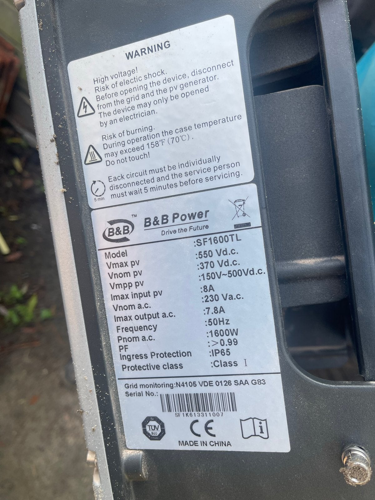 Zonnepanelen set met omvormer - Bisol en B&B Power, Ophalen, Gebruikt, Compleet systeem, 200 wattpiek of meer