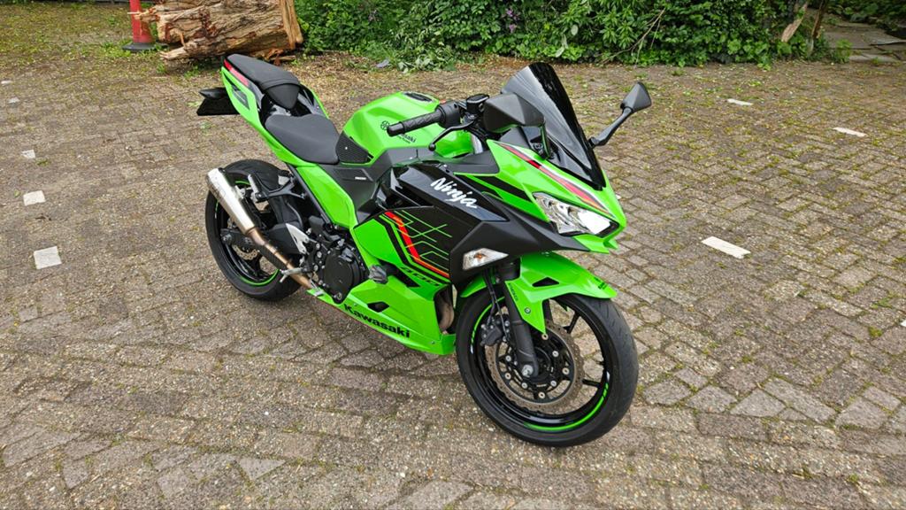 Kawasaki ninja 400 2024, Motoren, Motoren | Kawasaki, 400 cc, Occasion, Minimaal motorrijbewijs A2, Handgeschakeld