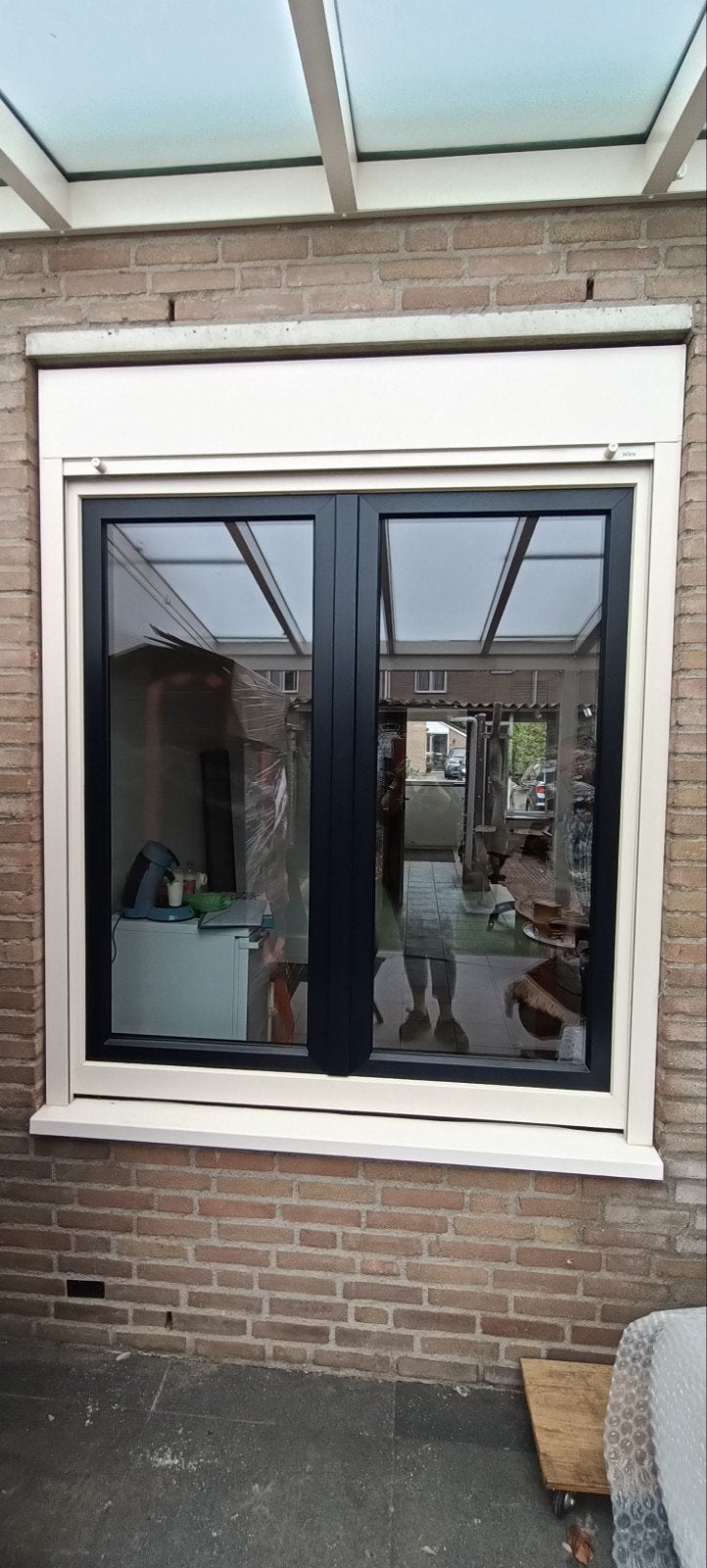 Kunststof Gevelraam met dubbelglas en rolluik en hor., Doe-het-zelf en Verbouw, Ophalen, Gevelraam of Ruit, Gebruikt, 160 cm of meer