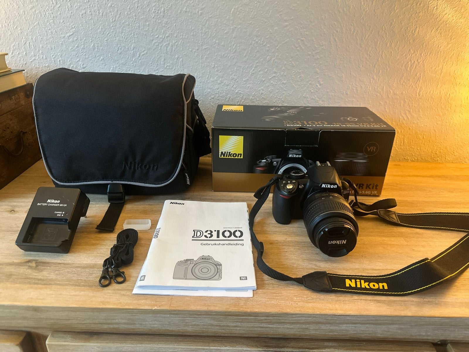 Nikon D3100 Spiegelreflexcamera met 18-55mm VR Kit, Ophalen, Gebruikt, Spiegelreflex, Beeldstabilisatie