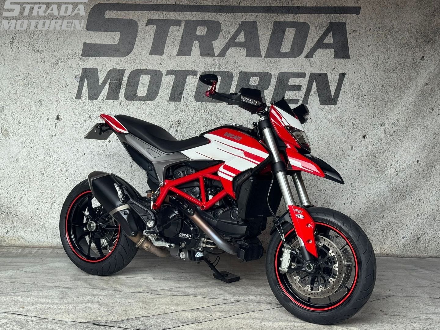DUCATI HYPERMOTARD 939 (bj 2017), Motoren, Motoren | Ducati, DUCATI, 2 cilinders, Bedrijf, Onbekend