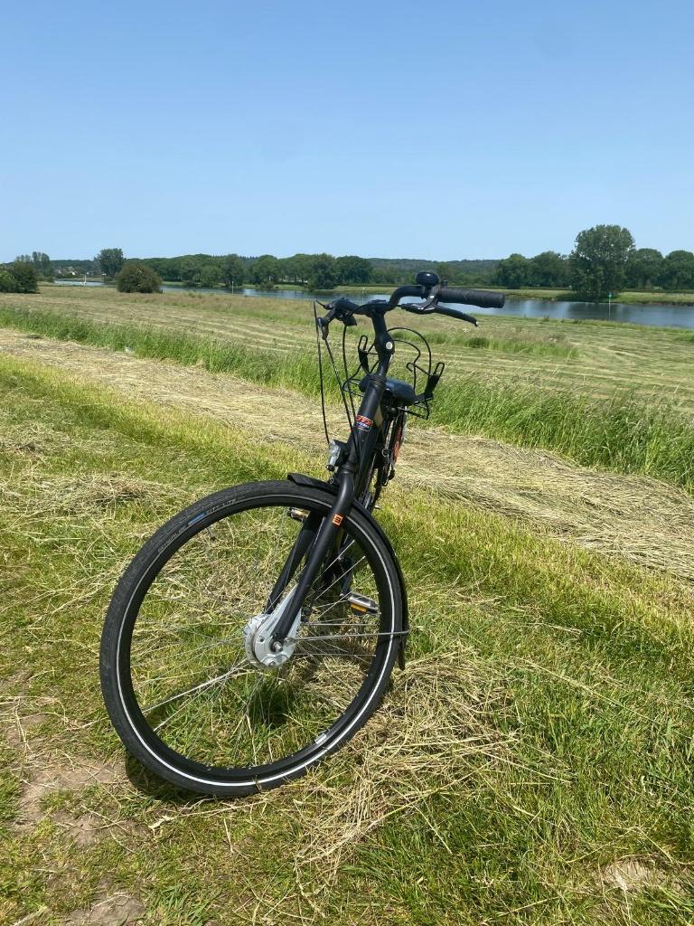 Heren fiets  €300,-, Versnellingen, Zo goed als nieuw, Ophalen, Overige merken