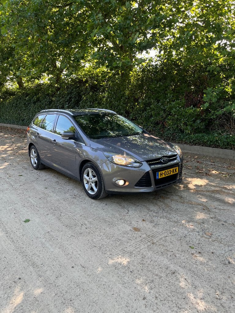 Ford Focus Titanium 1.6 Ecoboost 150pk 2011 Bruin, 1596 cc, Zwart, 4 cilinders, Bruin