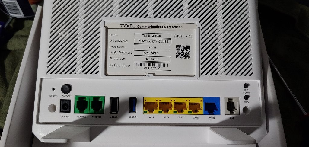 Genexis glasvezel modem sb-cra-f12tc-eu nooit gebruikt !, Computers en Software, Ophalen of Verzenden, Nieuw, Router met modem