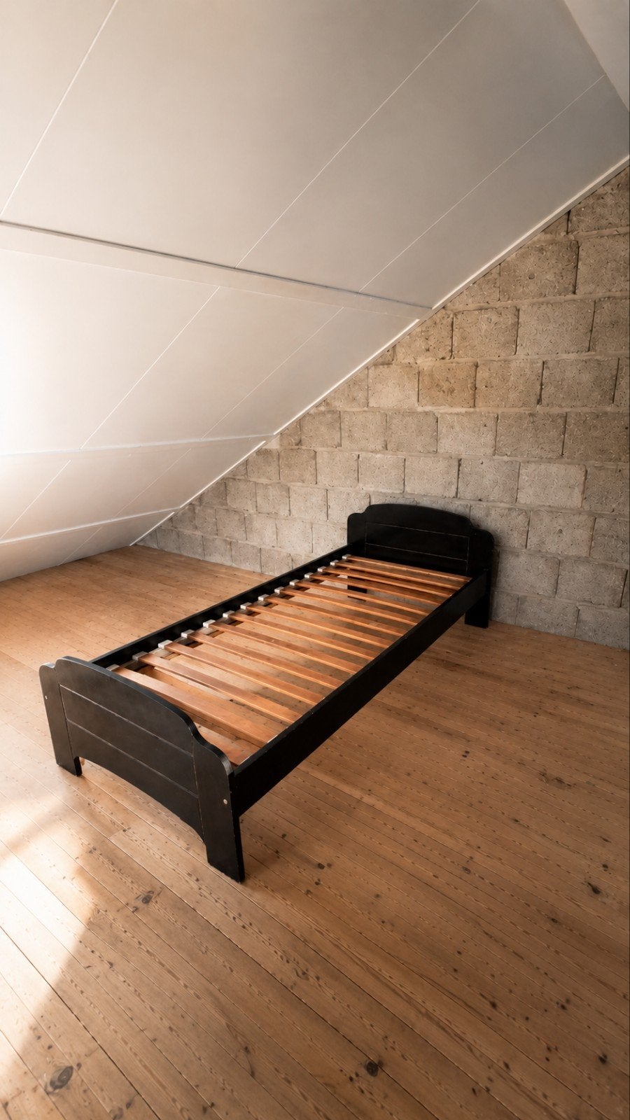 Eenpersoonsbed met lattenbodem, Ophalen, Gebruikt, 90 cm, Eenpersoons