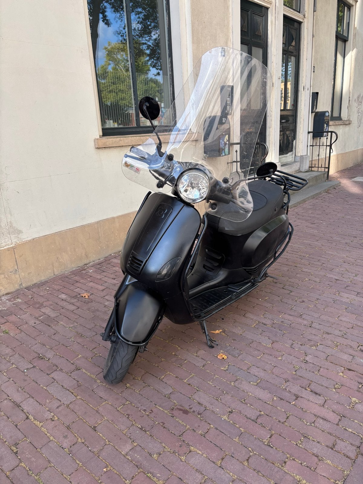 AGM VX50 scooter vespa look, Fietsen en Brommers, Ophalen, Gebruikt, Benzine