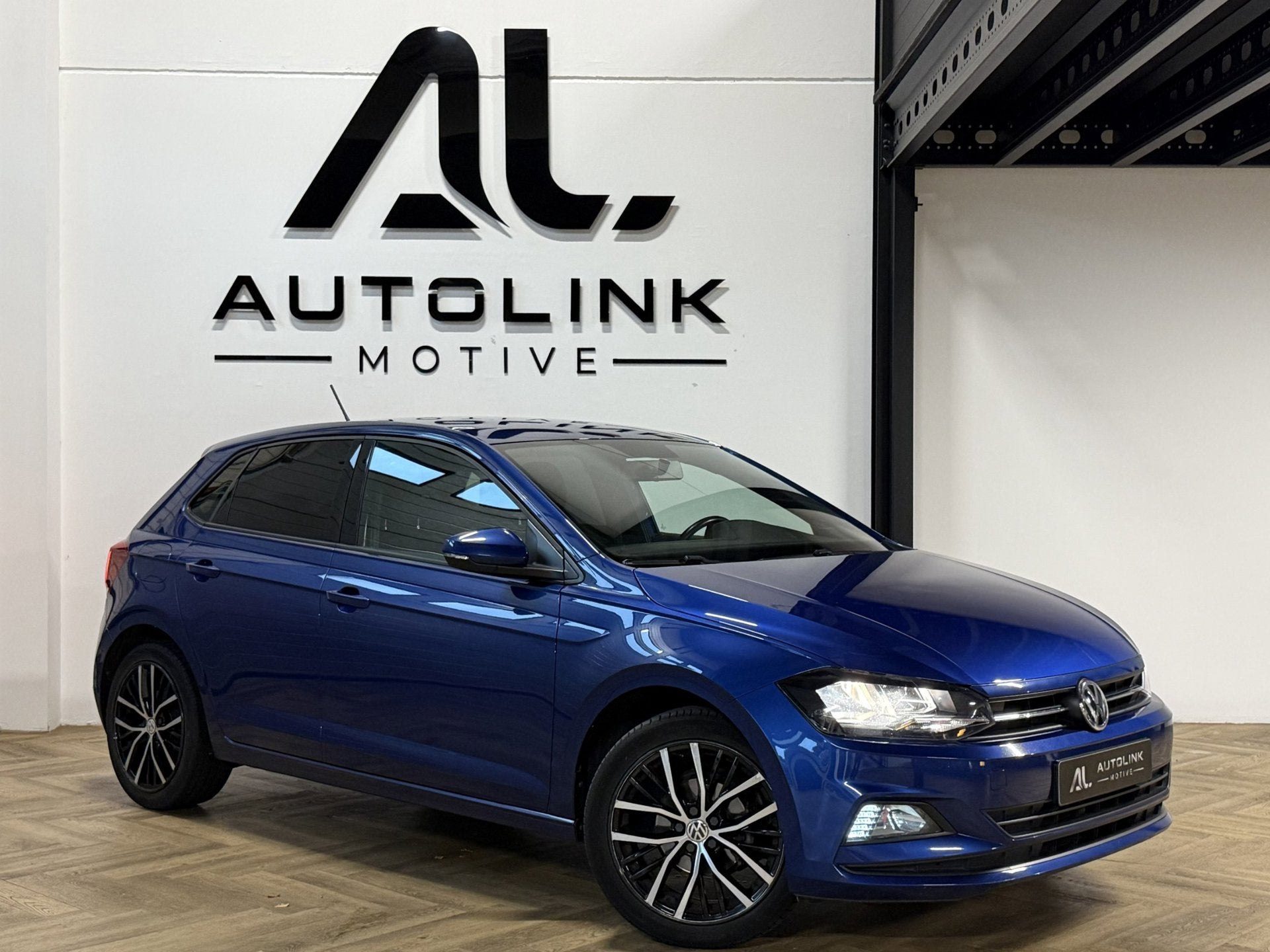 Volkswagen Polo 1.0 TSI Highline|CAM|SFEER|AC|CARPLAY|NAP, Voorwielaandrijving, Stof, Gebruikt, Blauw