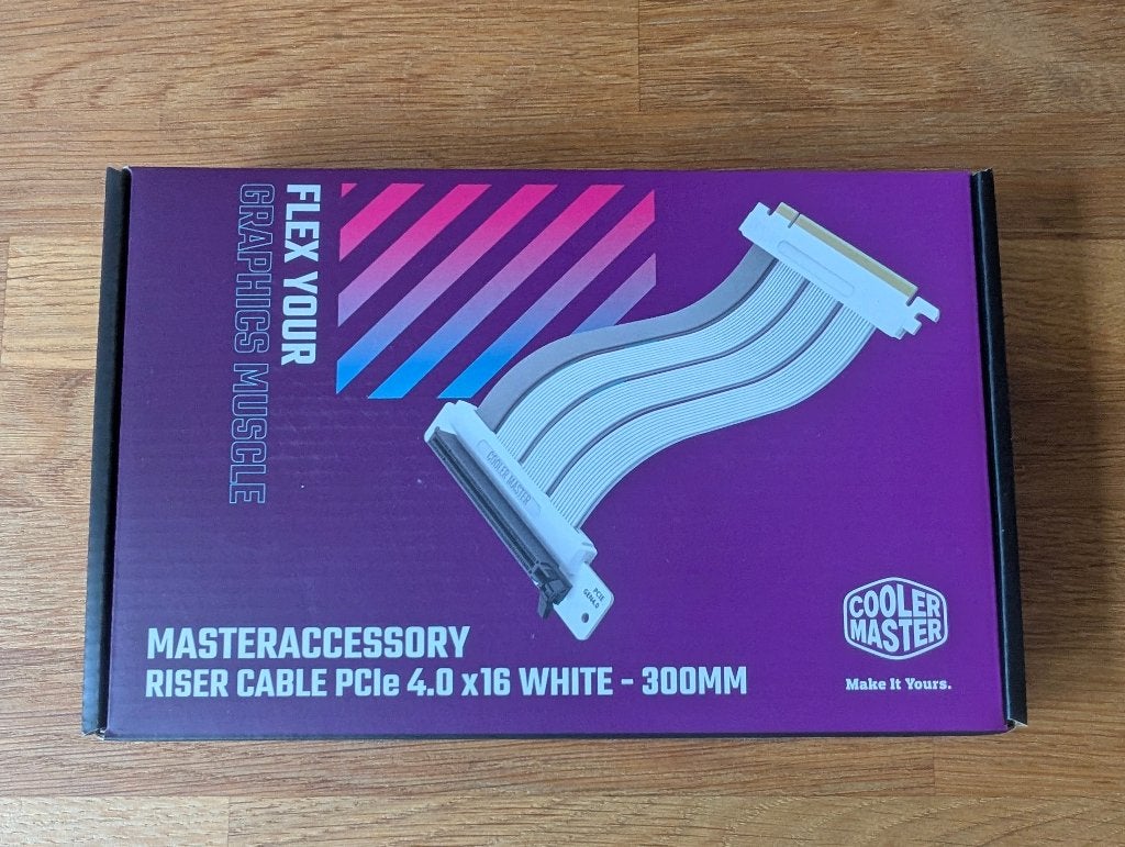 5x Cooler Master PCIe 4.0 Riser cable 300mm, Computers en Software, Pc- en Netwerkkabels, Ophalen of Verzenden, Zo goed als nieuw