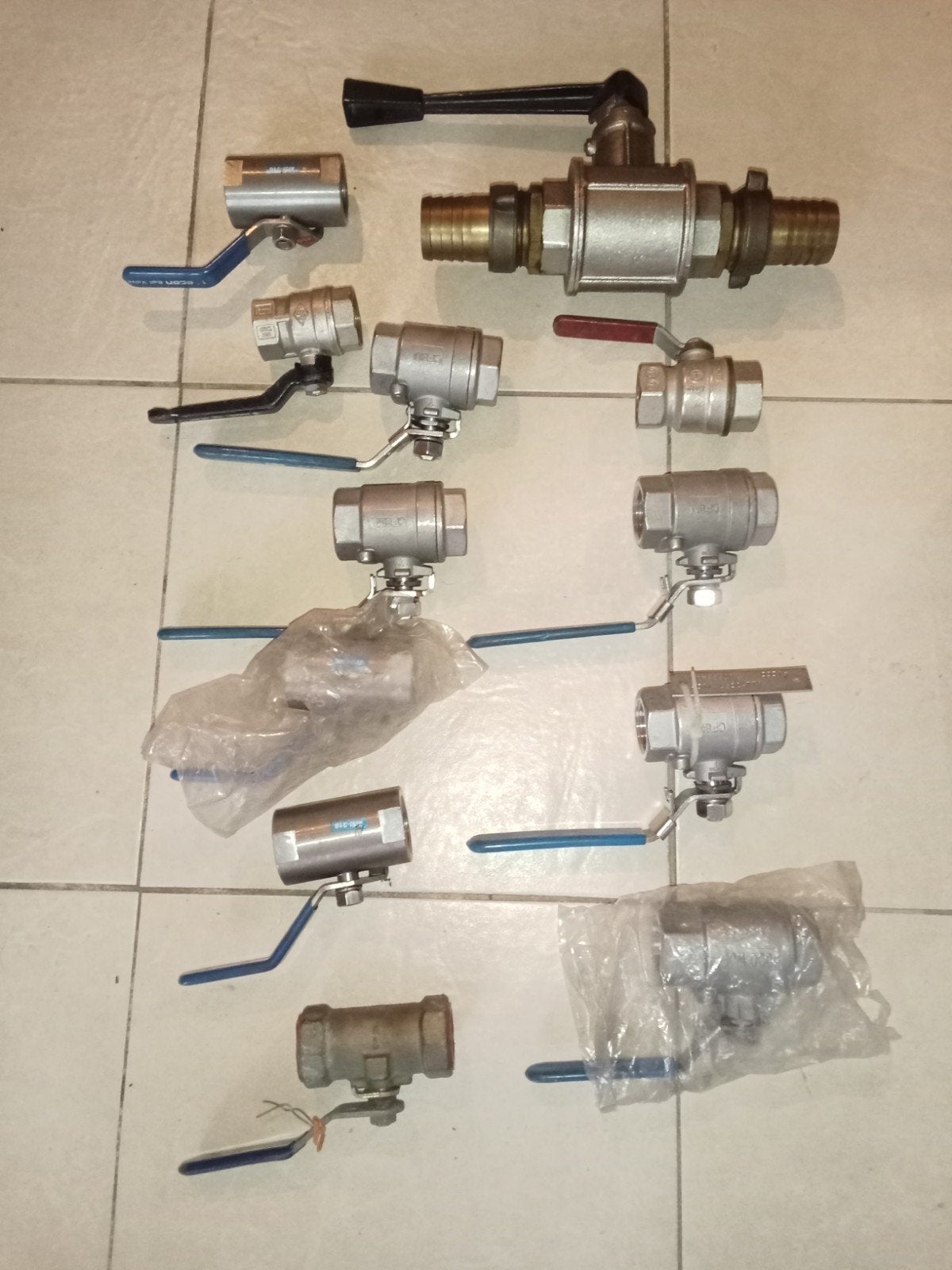 12 RVS Kogelkranen & Messing Afsluiters - Diverse Maten, Overige materialen, Overige typen, Nieuw, Ophalen of Verzenden