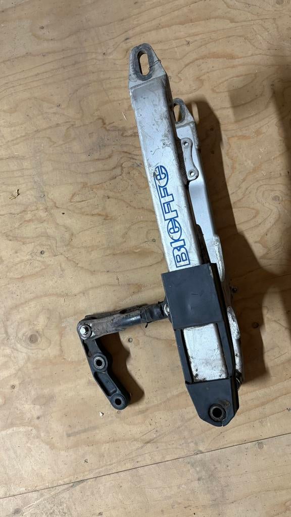Kawasaki Kx125 1980 swingarm achterbrug uni trak vmcn, Ophalen of Verzenden, Gebruikt