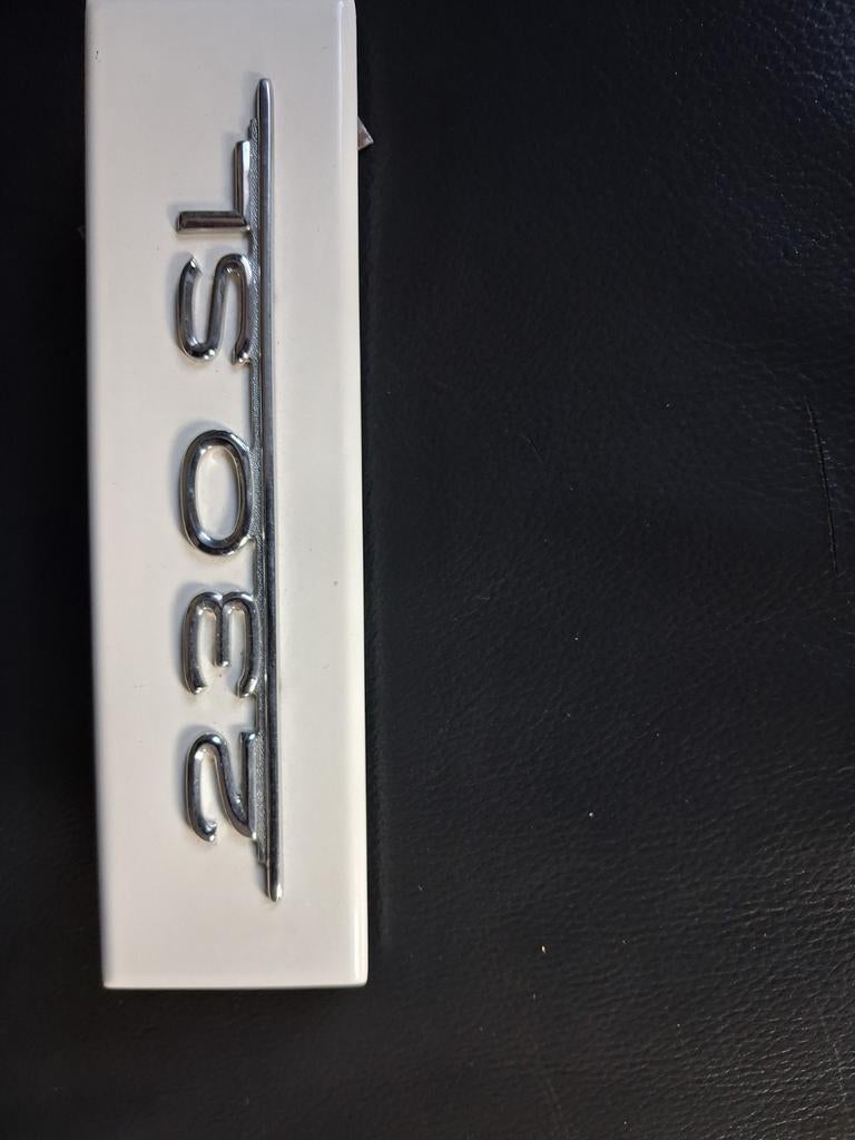Mercedes-Benz 230 SL Embleem - Origineel, Ophalen of Verzenden, Gebruikt, Mercedes-Benz