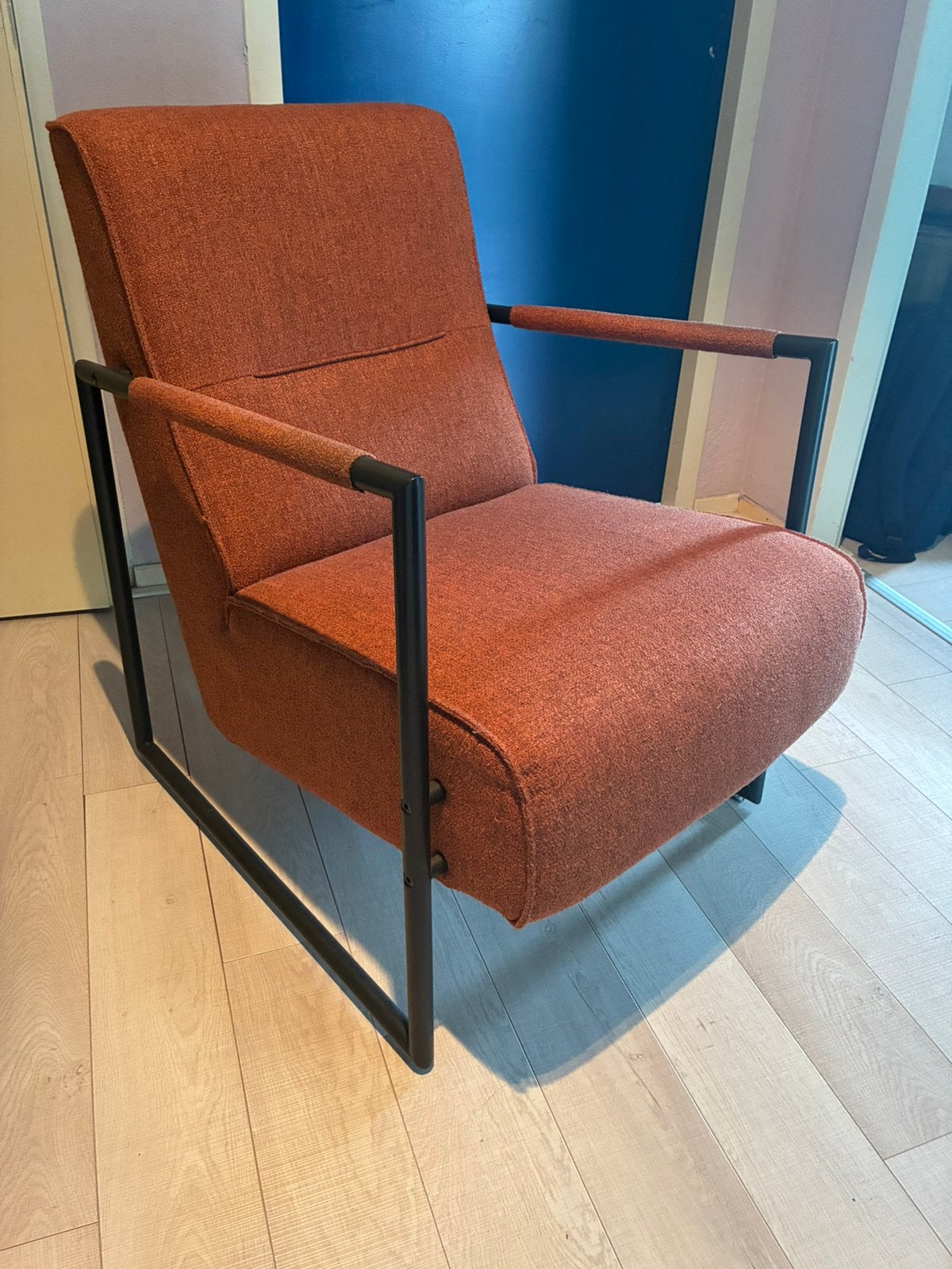 Fauteuil, donker oranje, Ophalen, Zo goed als nieuw, Minder dan 75 cm, 50 tot 75 cm
