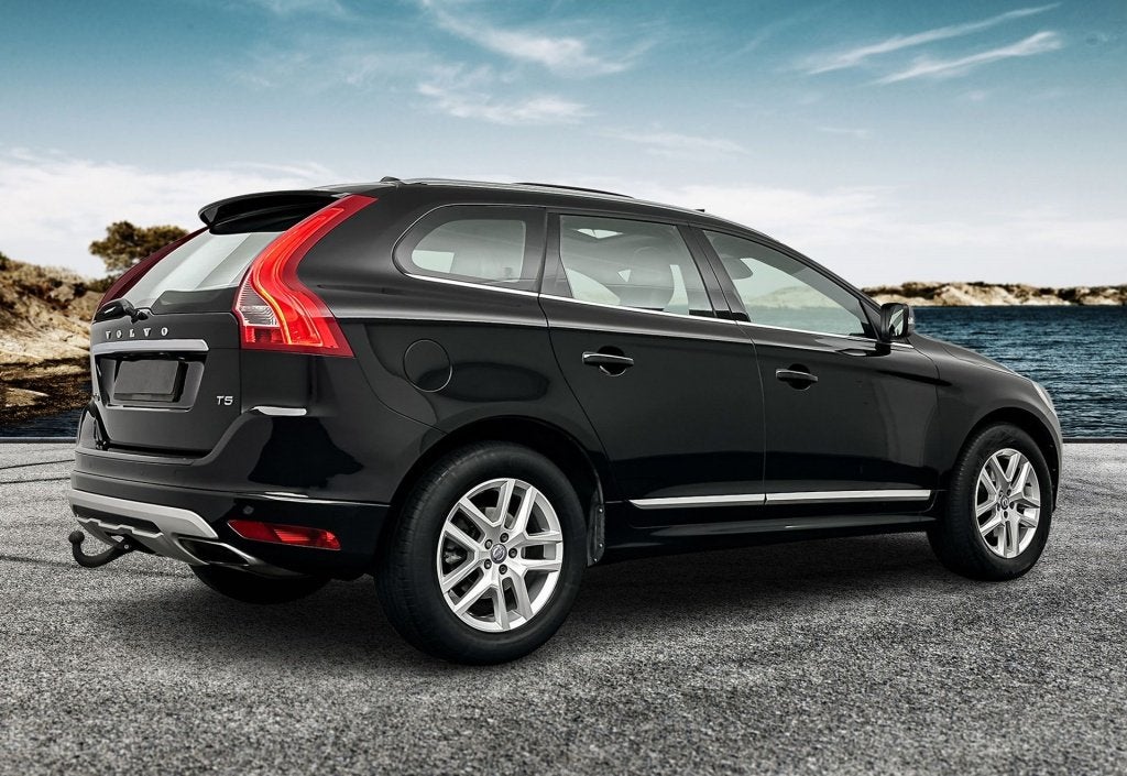 Volvo XC60 T5 245PK Nordic+Luxury| Pano| |Adap.Cruise| Trekh, Automaat, Dealer onderhouden, 15 km/l, Gebruikt