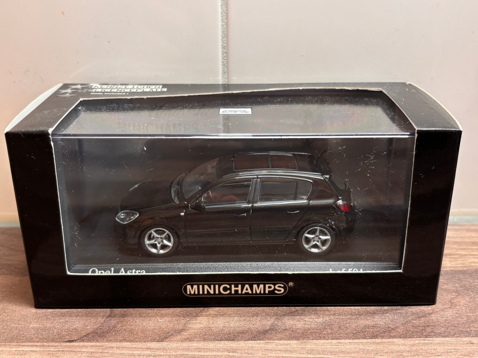 Opel Astra H 2004 Black Metallic Minichamps 1:43, Hobby en Vrije tijd, Modelauto's | 1:43, Ophalen of Verzenden, Nieuw, Auto, MiniChamps