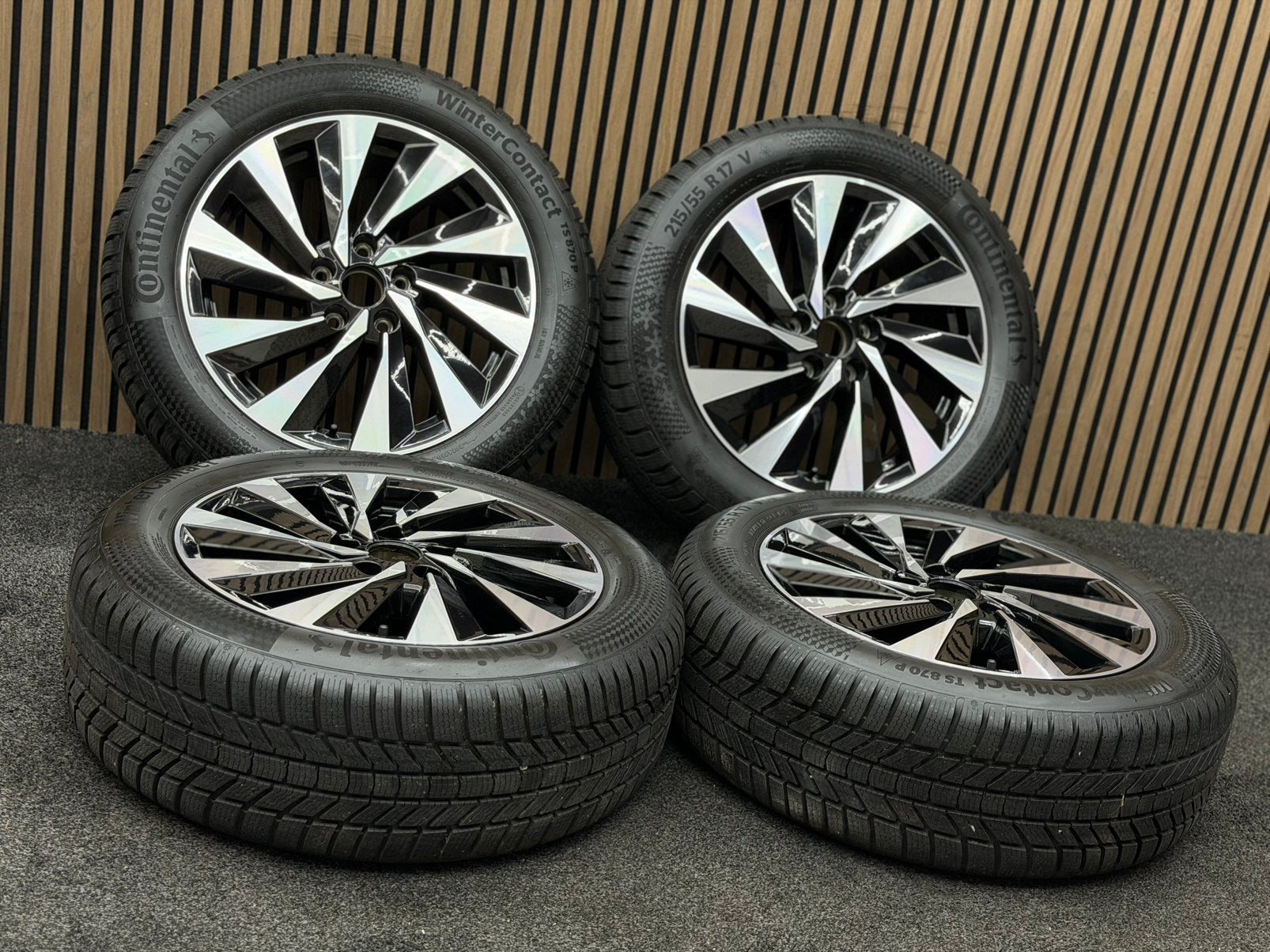 Originele 17 inch VW T-Roc II 5x112 ET45 Continental 2025, Ophalen, 215 mm, ., Banden en Velgen