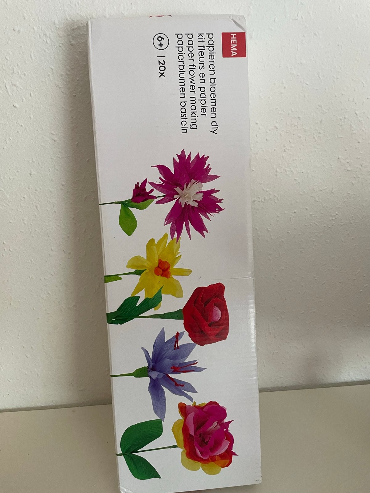 HEMA papieren bloemen DIY set - Zo goed als nieuw, Meerkleurig, Zo goed als nieuw, Papier of Karton, Overige merken