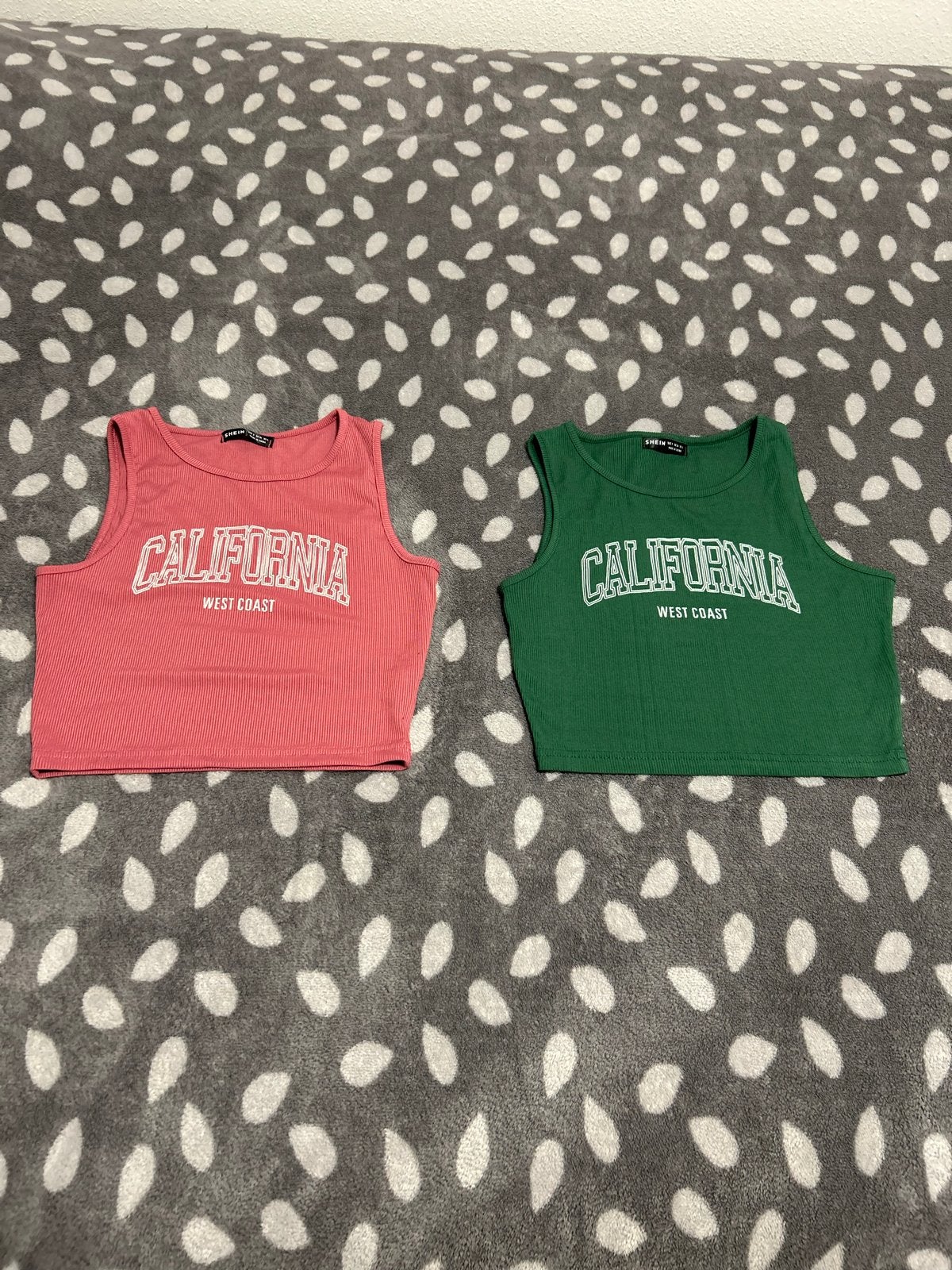 Set van 2 Shein crop tops - maat S, Kleding | Dames, Tops, Ophalen of Verzenden, Zo goed als nieuw, Roze, Maat 36 (S)
