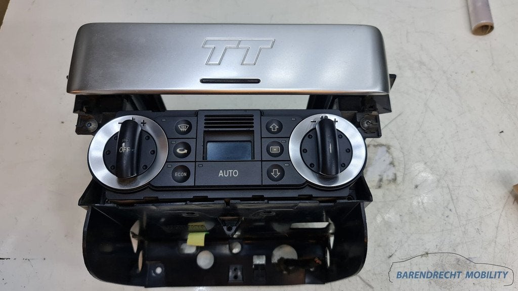 Audi TT 8N climate control bedieningspaneel 8N0863243C origi, Auto-onderdelen, Dashboard en Schakelaars, Gebruikt, AUDI AG, Auto-Union-Strasse 1
85045  Ingolstadt, DE