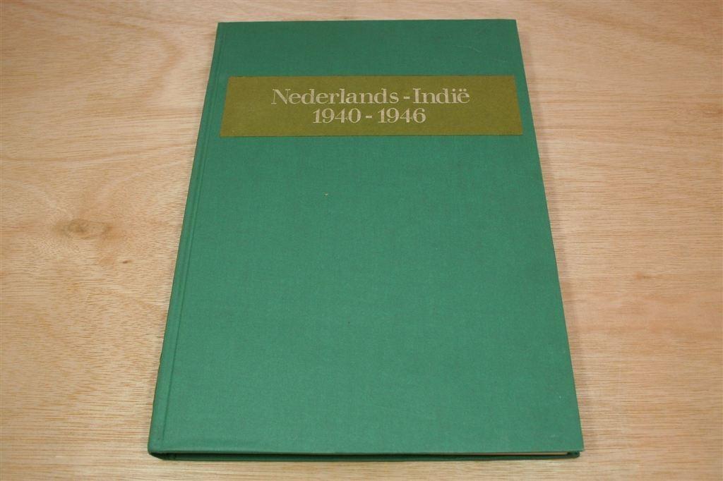 Nederlands-Indië 1940-1946 — Japans Intermezzo, Boeken, Ophalen of Verzenden, Gelezen