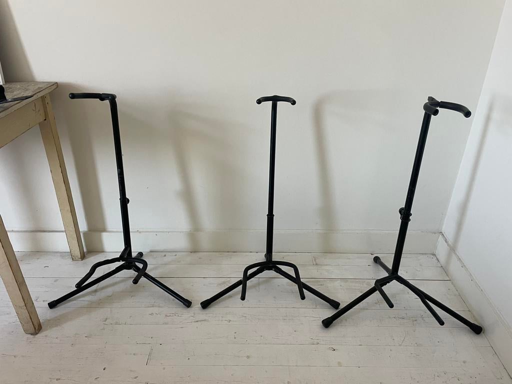 3x gitaarstandaard, Ophalen, Zo goed als nieuw, Gitaar