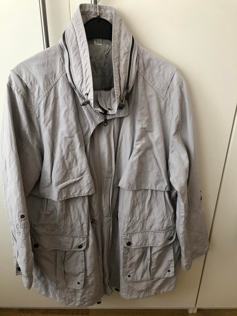 jas maat 52   8 euro, Verzenden, Gedragen, Maat 46/48 (XL) of groter, Grijs