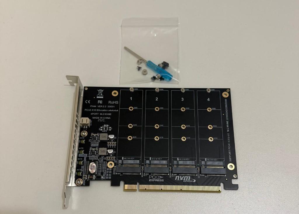 PCIe x16 naar 4x M.2 NVMe Adapterkaart – PCIe 3.0, Ophalen of Verzenden, Nieuw, Nvme