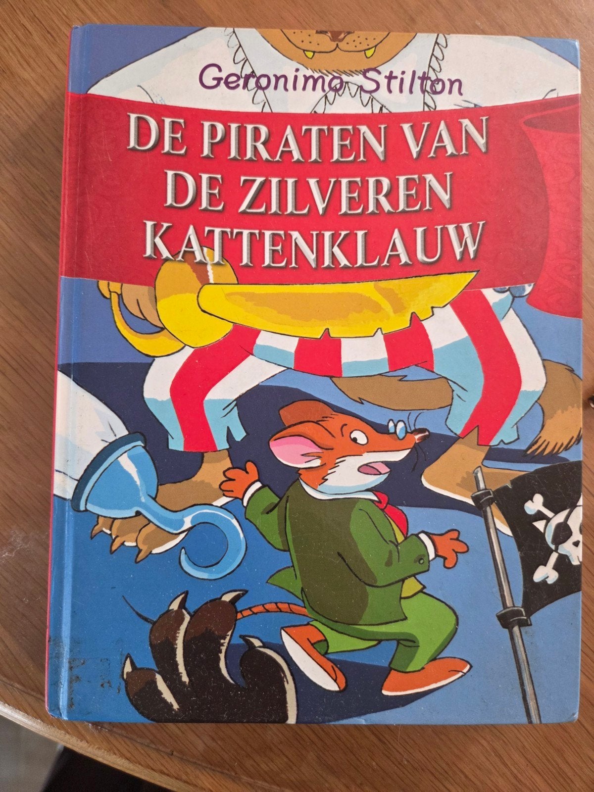 Geronimo Stilton - De piraten van de Zilveren Kattenklauw, Fictie algemeen, Geronimo Stilton, Ophalen of Verzenden, Zo goed als nieuw