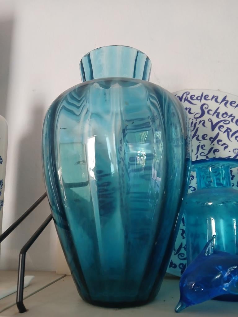 Doyen Vintage  Glazen Vaas  ontwerp  Iris, Antiek en Kunst, Antiek | Vazen, Ophalen