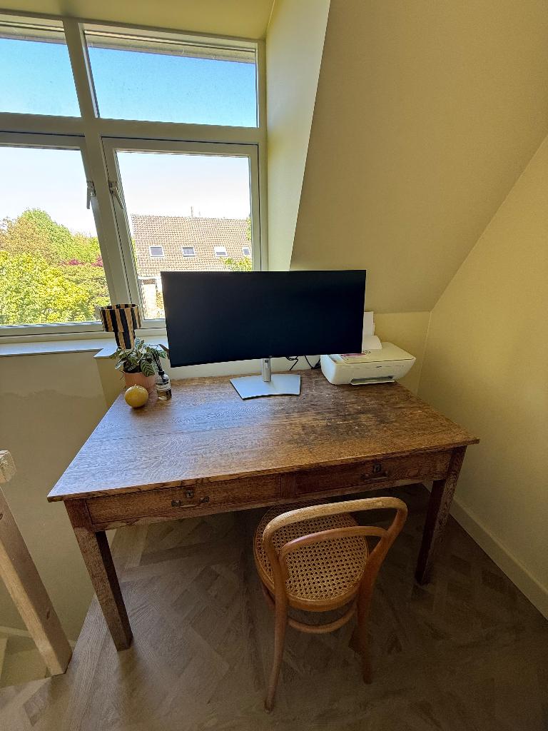 Antiek houten tafel/bureau met twee laden, Antiek en Kunst, Ophalen