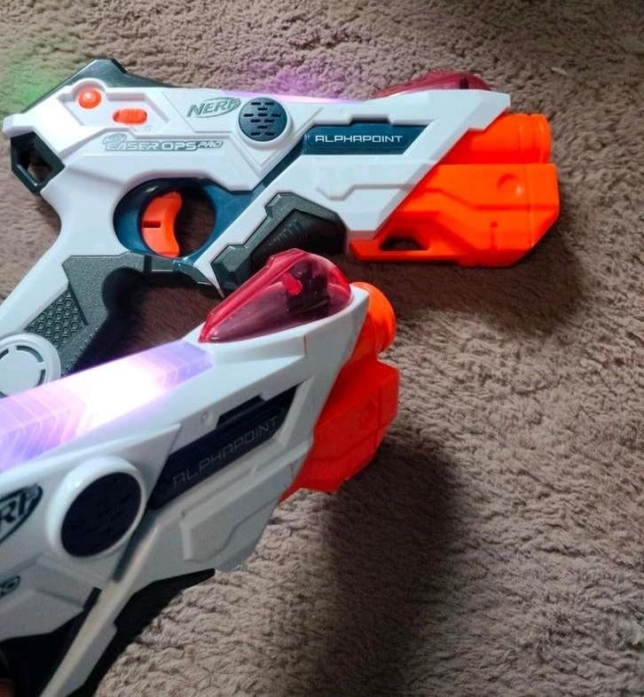 2 Nerf laser pistolen (laser ops pro), Kinderen en Baby's, Speelgoed | Buiten | Actiespeelgoed, Ophalen of Verzenden
