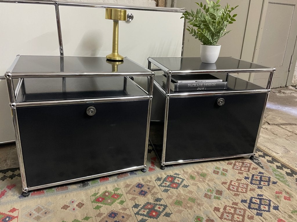2 x USM Haller nachtkastje, zwart, eerste Gen, Gebruikt, Metaal, Modern, 25 tot 50 cm