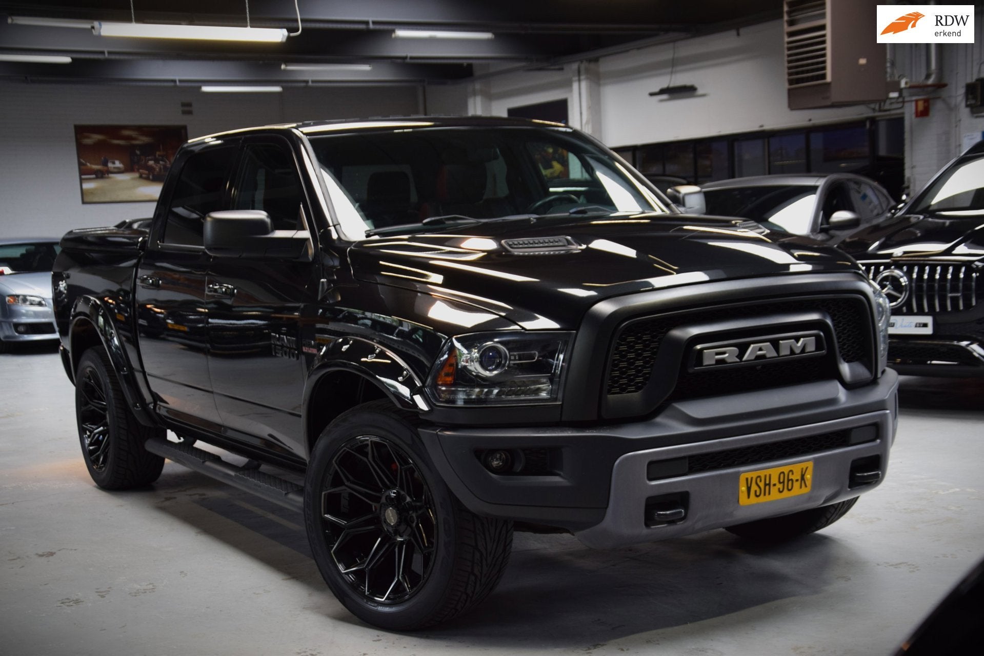 Dodge Ram 1500 5.7 V8 4x4 Crew Cab 5'7 Rebel|Navi|Alpine|Sch, Auto's, Automaat, Dealer onderhouden, Gebruikt, 5654 cc