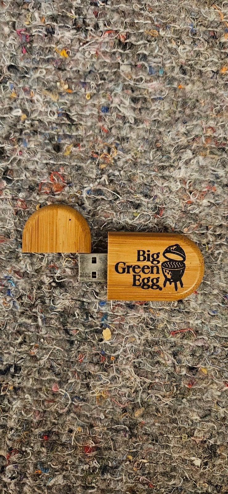 Big Green Egg USB-stick - Bamboe, Computers en Software, Ophalen of Verzenden, Nieuw, Big Green Egg, 1 GB of minder