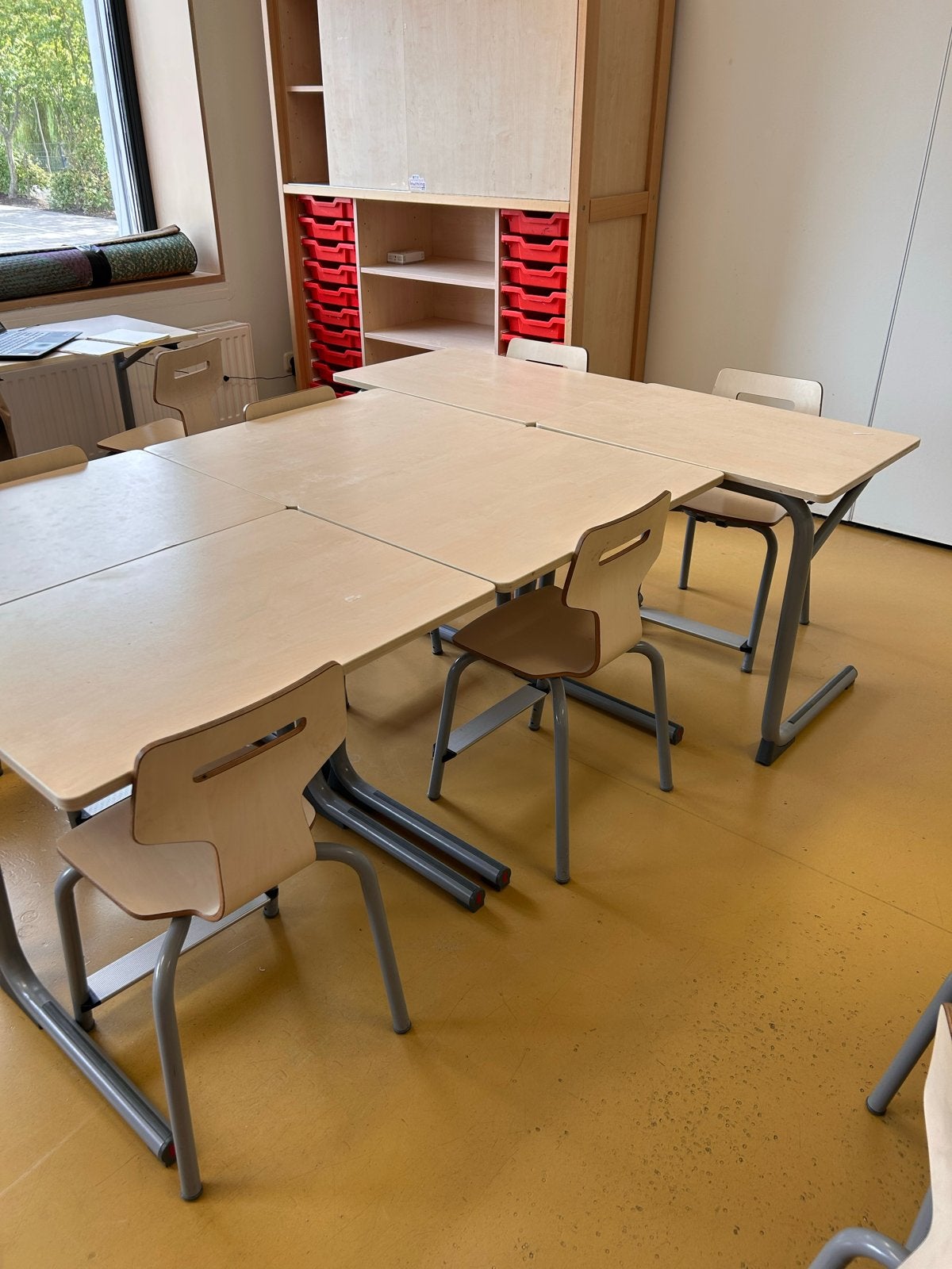 Schooltafels en stoeltjes groep 1 t/m 4, Ophalen, Gebruikt, Stoel(en)
