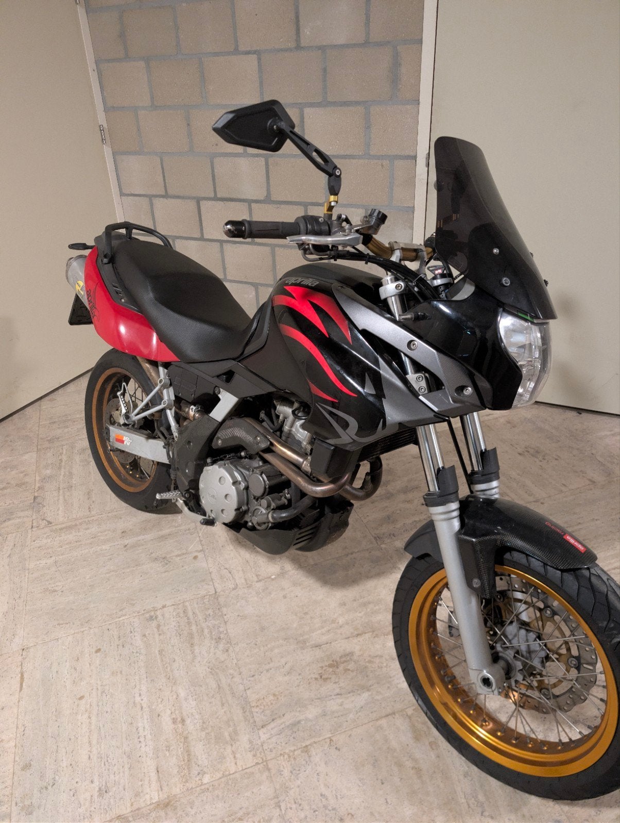 Aprilia Pegaso 650 factory opknapper, Motoren, Ophalen, Gebruikt