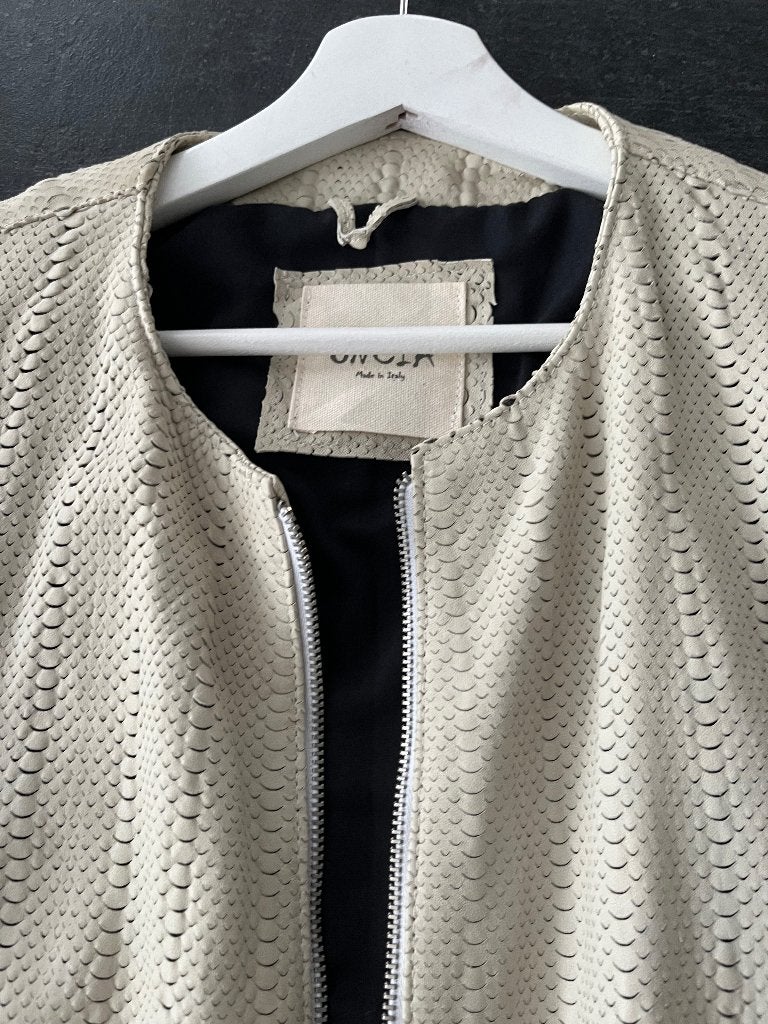 Oncia biker jack / jas leer maat 38/40 off white, Maat 38/40 (M), Wit, Zo goed als nieuw, Verzenden