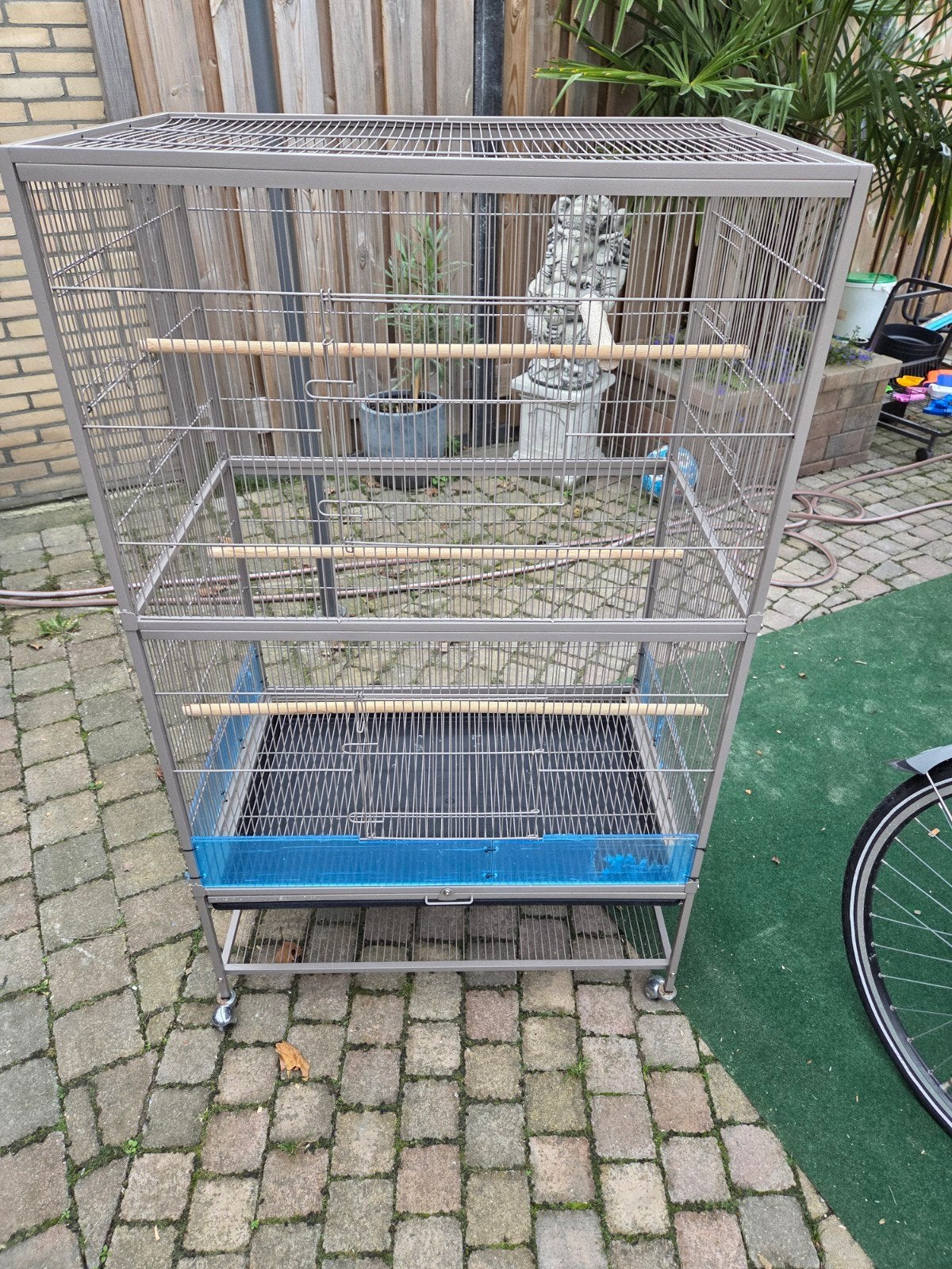 Nette Ruime Vogelkooi, Ophalen, Zo goed als nieuw, Metaal, Vogelkooi