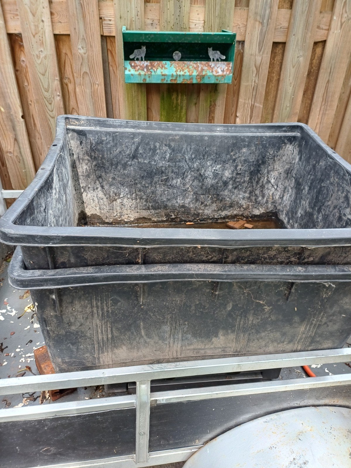 Grote Zwarte Kunststof Bak - Gebruikt, Tuin en Terras, Bloembakken en Plantenbakken, Gebruikt, Kunststof, Balkon, Tuin, 30 tot 60 cm