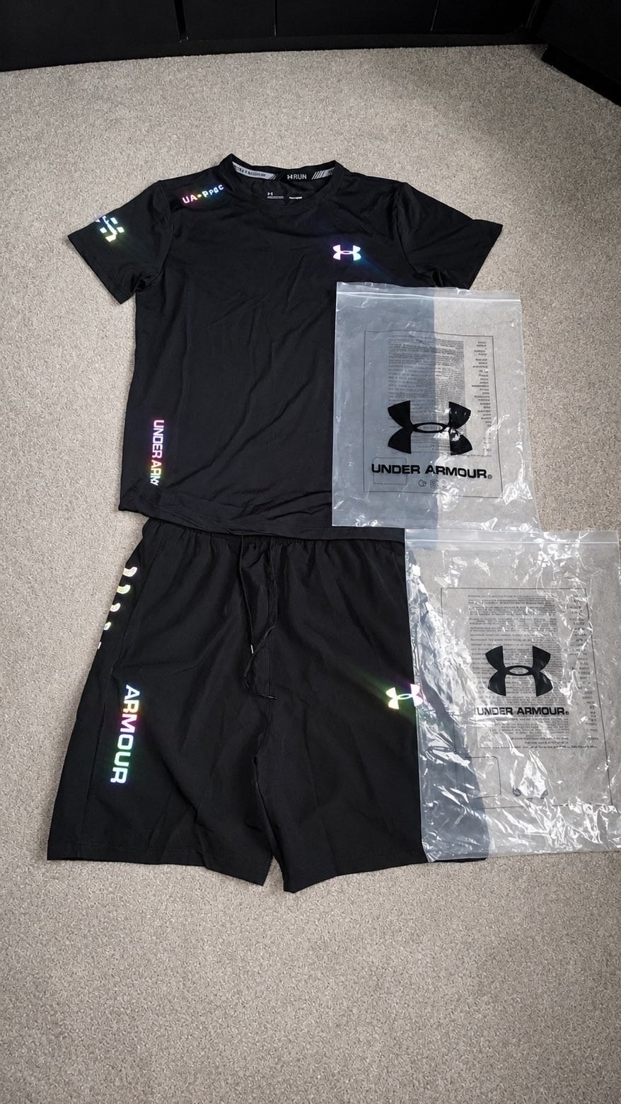 Zwart Under Armour zomersetje, nieuw, maat S, Zwart, Nieuw, Ophalen of Verzenden, Algemeen