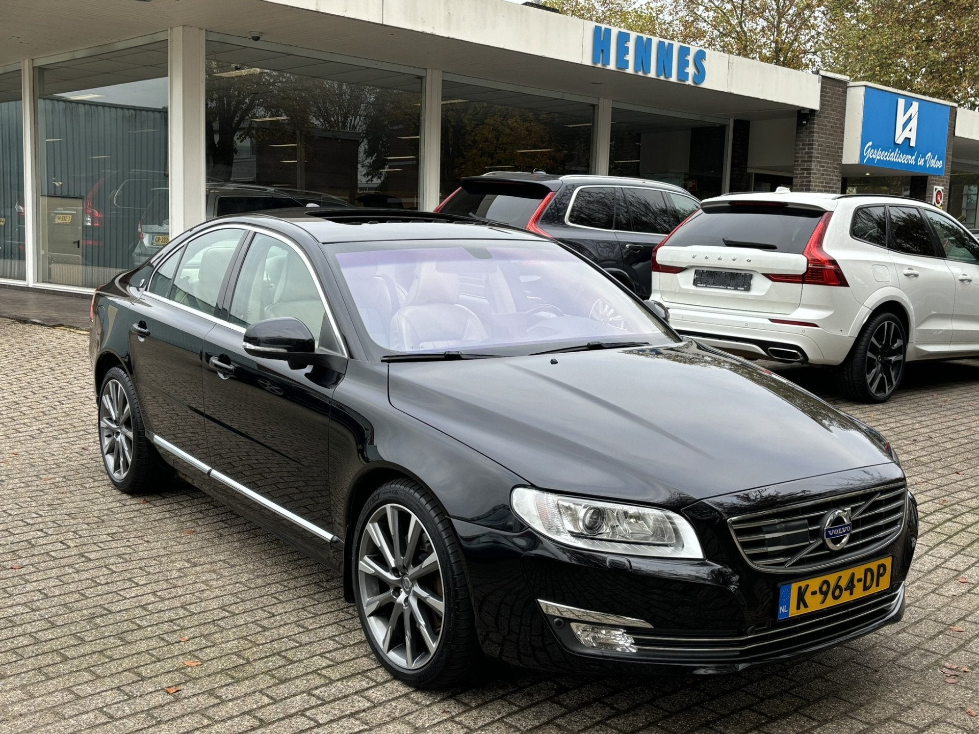 Volvo S80 4.4 V8 AWD Executive ACC Standkachel Model 14 ombo, Auto's, 1734 kg, Gebruikt, 2000 kg, Zwart