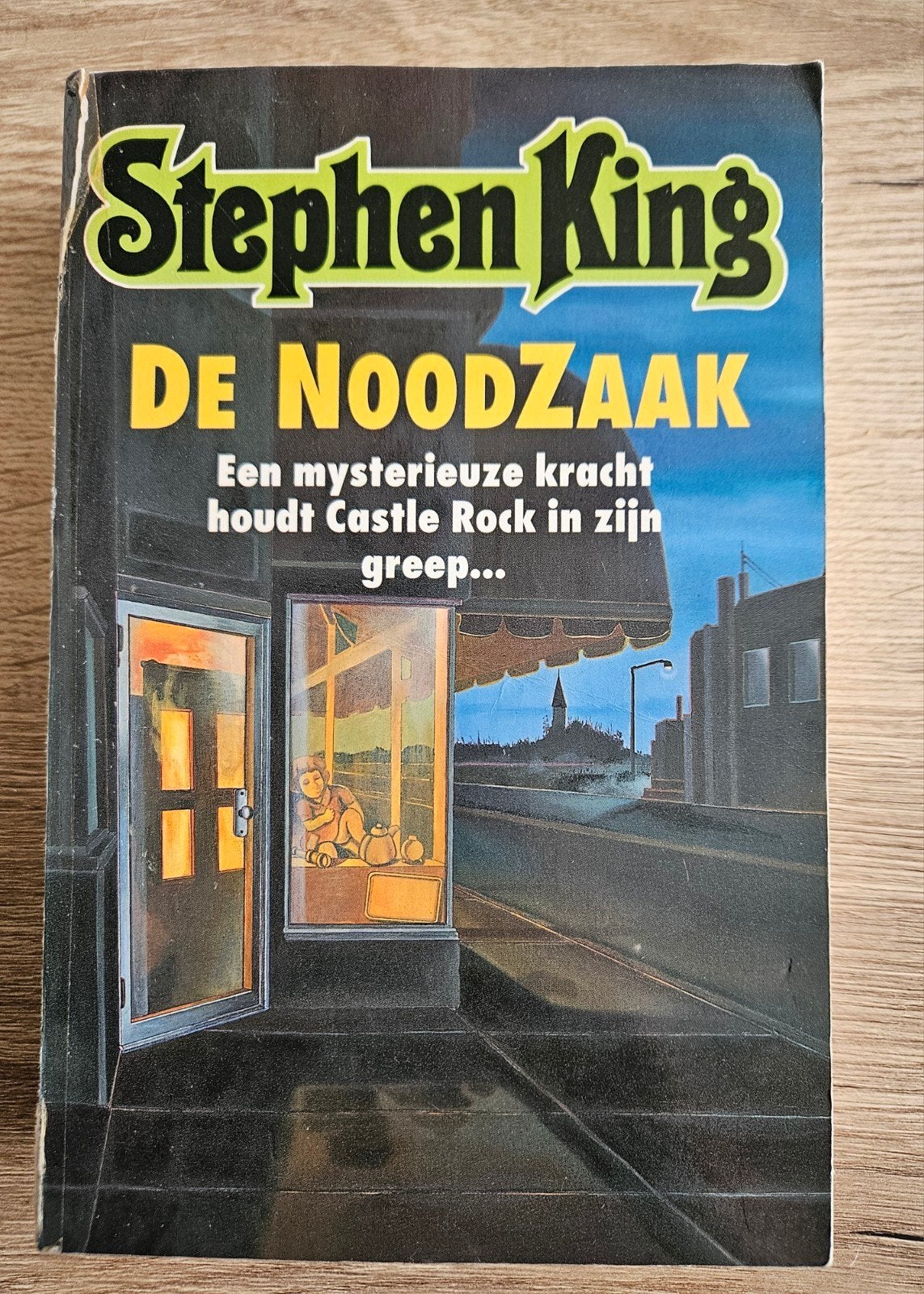 Stephen King - De noodzaak, Boeken, Ophalen of Verzenden, Gelezen, Stephen King