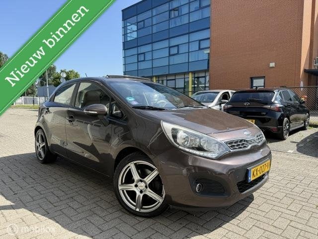 Kia Rio 1.4 CVVT Super Pack Bomvol Pano Automaat Leer stuur, Auto's, Kia, Euro 5, 450 kg, Gebruikt, 4 cilinders