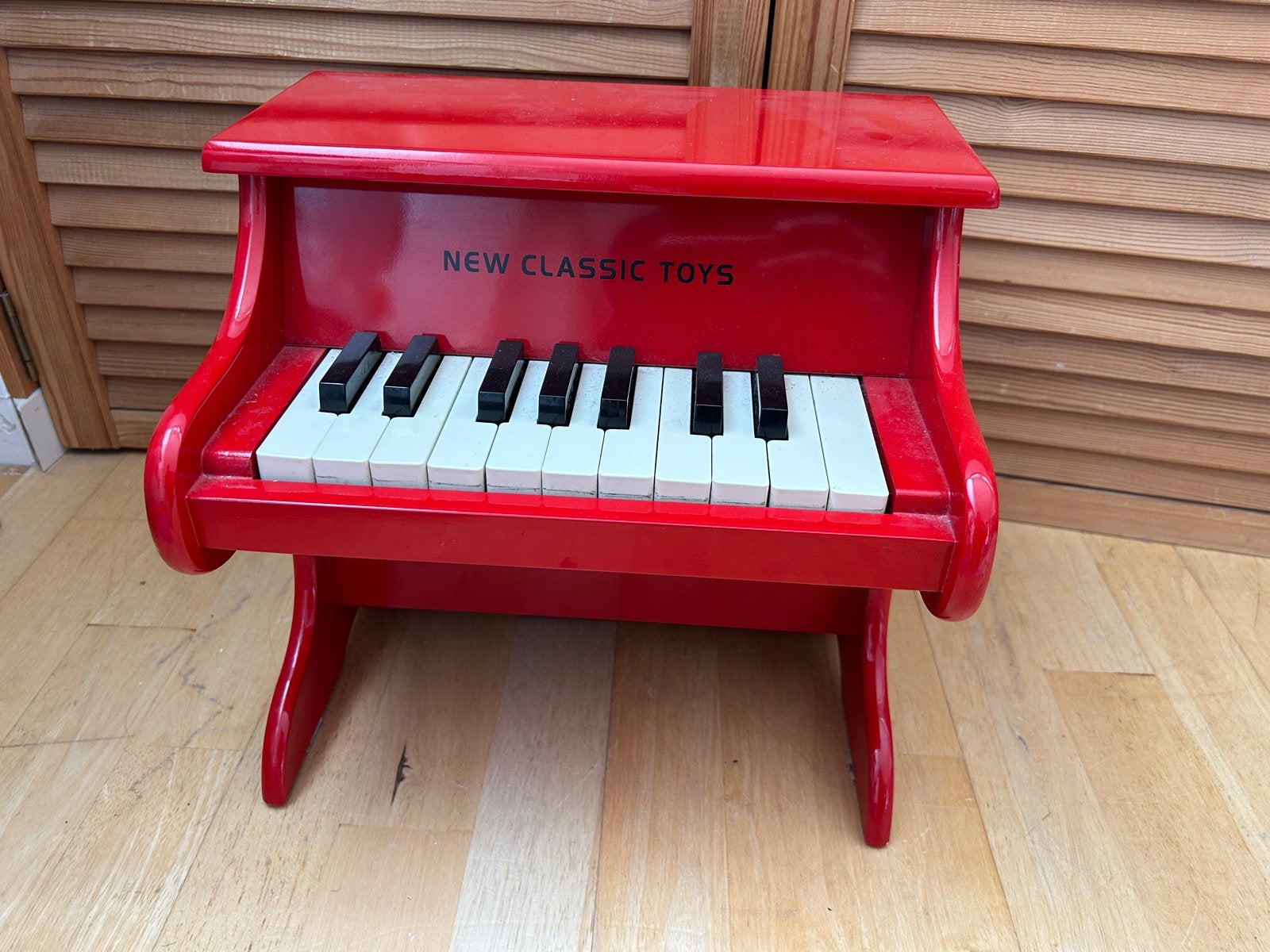 Houten speelgoed piano van New Classic Toys, Kinderen en Baby's, Speelgoed | Houten speelgoed, Ophalen, Gebruikt, Overige typen