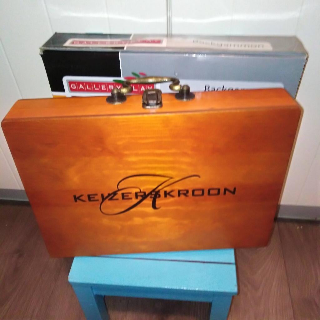 Backgammon Keizerskroon bier koffertje, Verzamelen, Biermerken, Gebruikt, Overige typen, Overige merken, Ophalen
