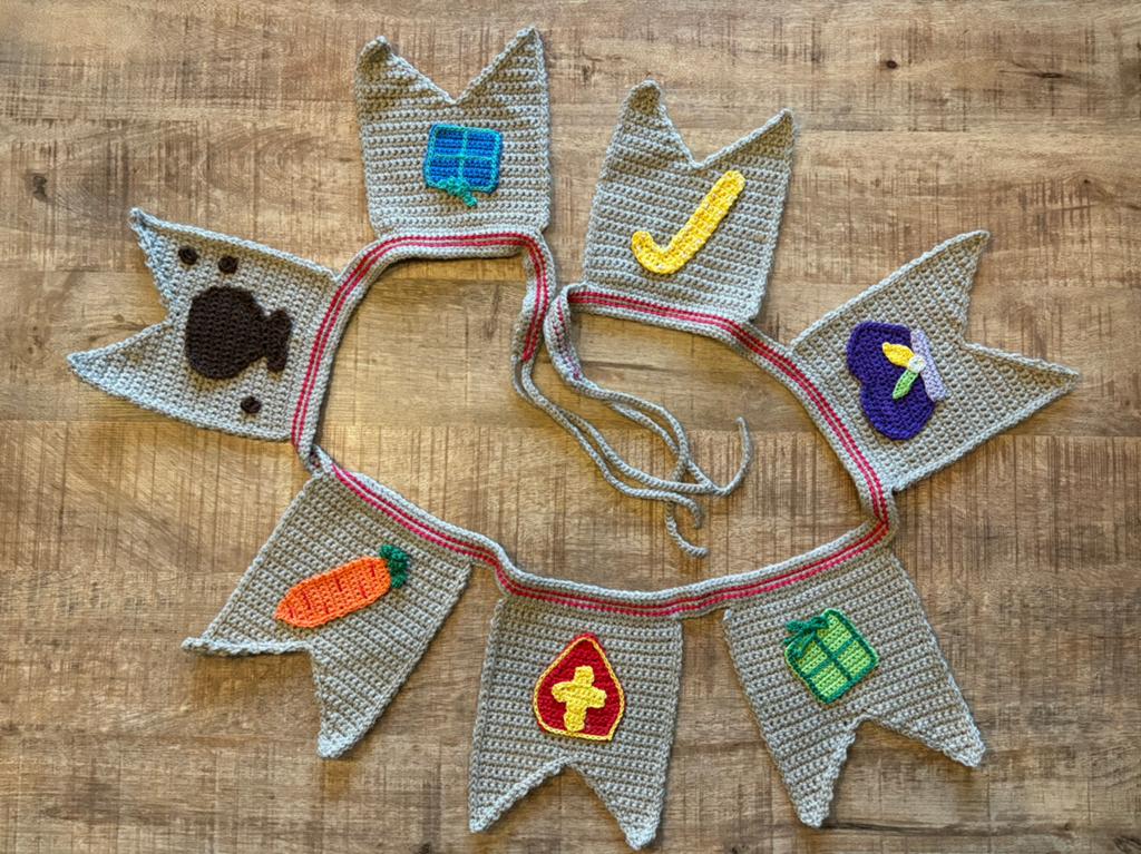 Gehaakte sinterklaas slinger, Ophalen of Verzenden, Nieuw
