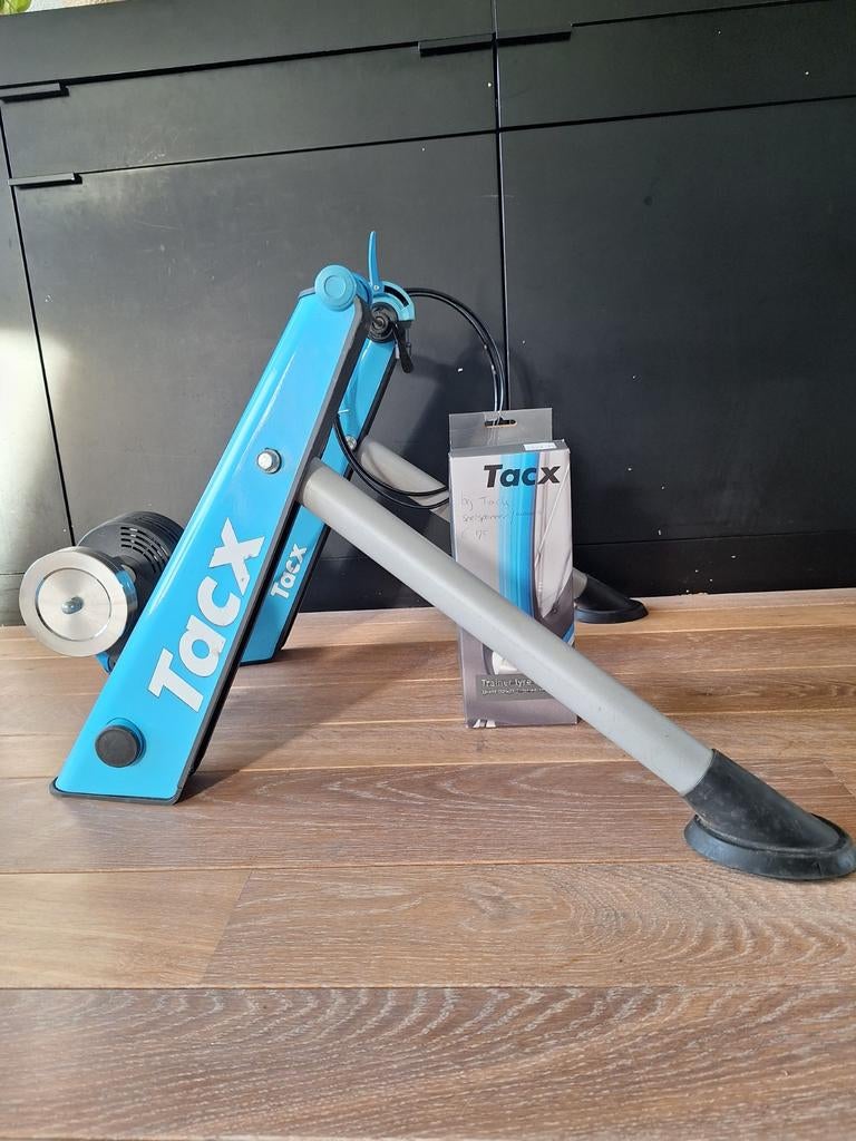 Tacx weinig gebruikt, ziet er netjes uit, Ophalen, Zo goed als nieuw